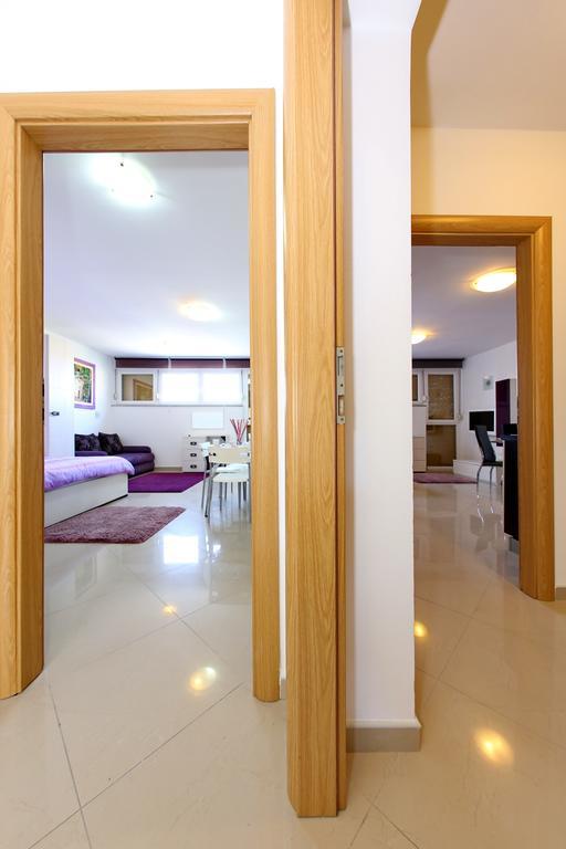 Luxury Town Center Apartments Zadar Exteriör bild